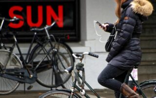 Radfahren mit Kopfhörern: Was erlaubt ist und welche Regeln gelten 8 Radfahren mit Kopfhörern