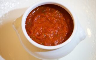 tomato sauce tomato puree 2729689