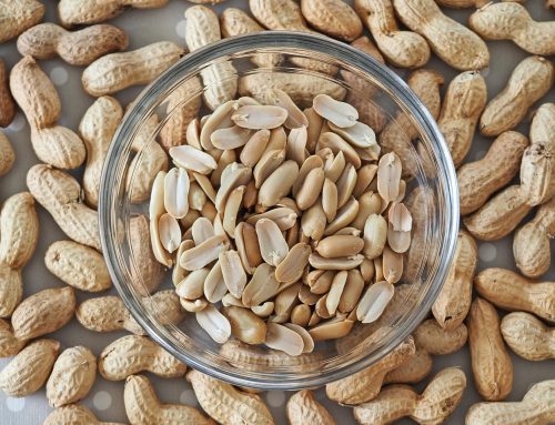 Jeden Tag Erdnüsse essen: Das passiert in deinem Körper